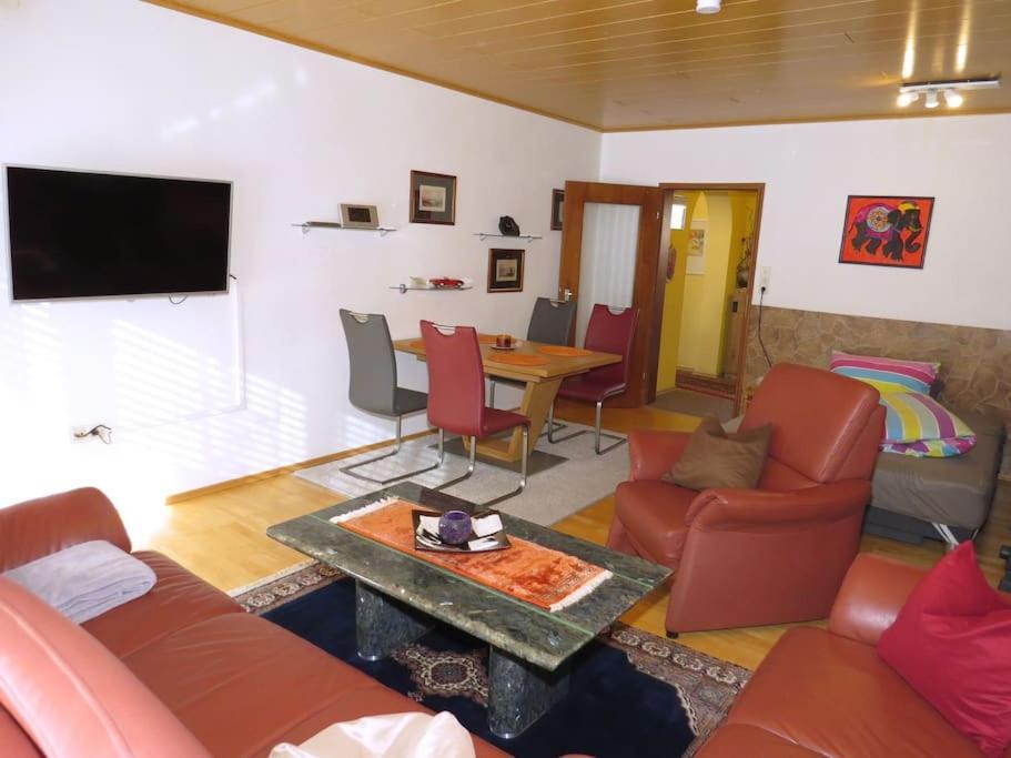 Ferienwohnung Mia 티르셴로이트 외부 사진