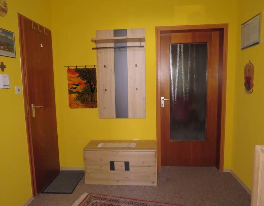 Ferienwohnung Mia 티르셴로이트 외부 사진
